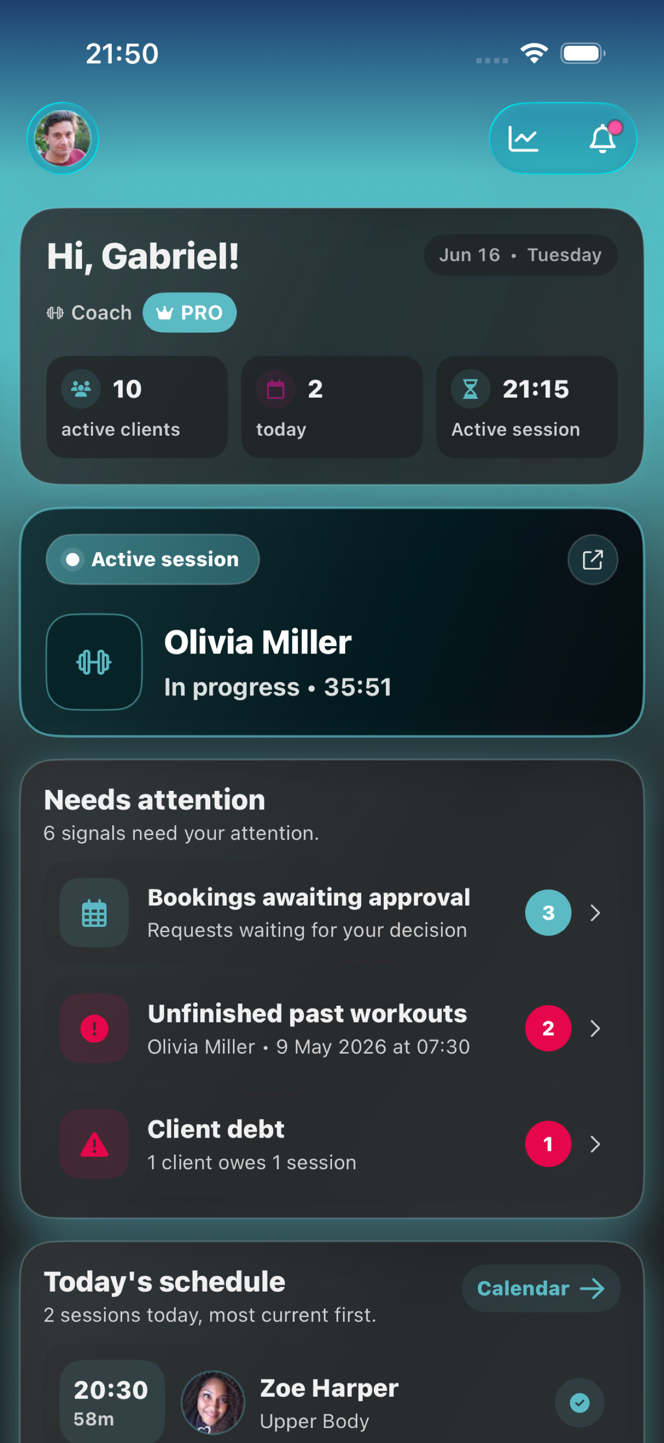 CoachAssist dashboard with active workout