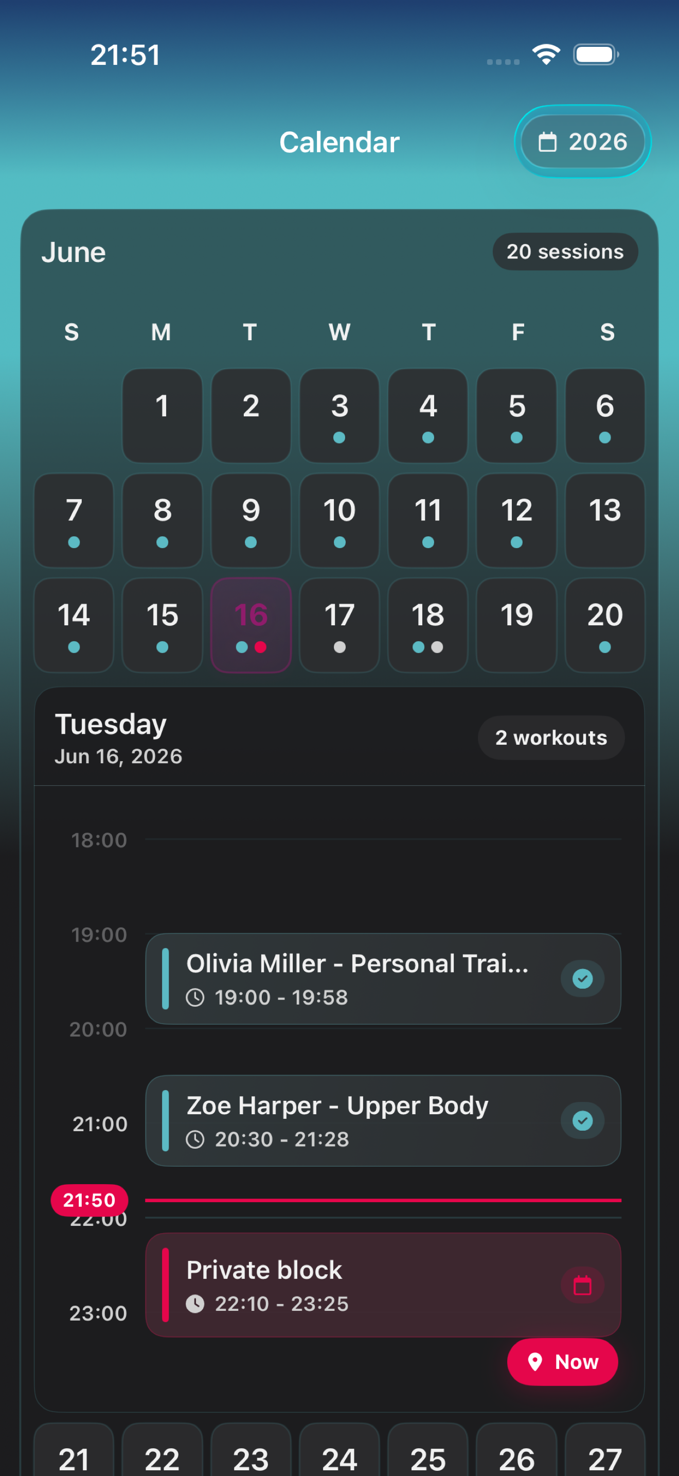 Calendar with day timeline and sessions